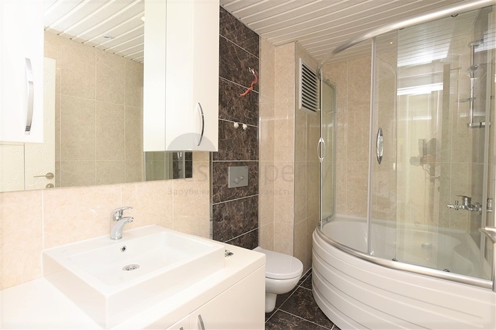 اطلالة على النهر - دوبلكس 3 غرف وصالة - مجمع حديث - في توسمور / الانيا 