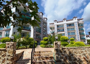 اطلالة على النهر - دوبلكس 3 غرف وصالة - مجمع حديث - في توسمور / الانيا 