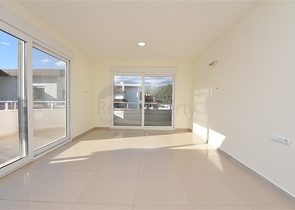 اطلالة على النهر - دوبلكس 3 غرف وصالة - مجمع حديث - في توسمور / الانيا 