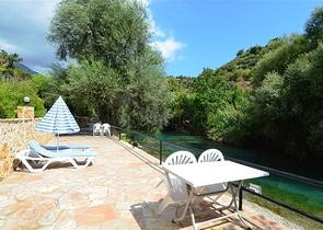 اطلالة على النهر - دوبلكس 3 غرف وصالة - مجمع حديث - في توسمور / الانيا 