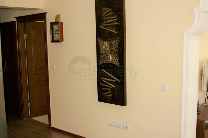 20 متر الى البحر فقط !! شقة غرفة وصالة بسعر منافس - في الانيا 