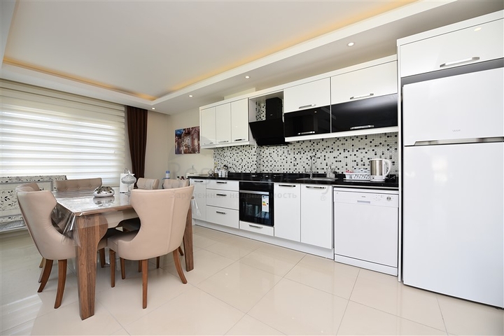 دوبلكس 3 غرف وصالة -ضمن مجمع سكني حديث - في كاستل / الانيا 