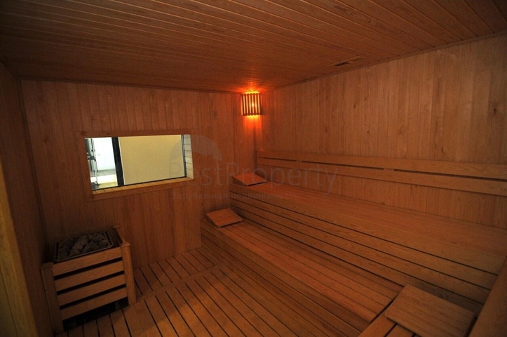 دوبلكس 3 غرف وصالة -ضمن مجمع سكني حديث - في كاستل / الانيا 