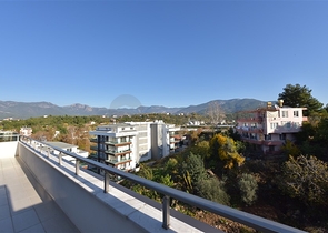 دوبلكس 3 غرف وصالة -ضمن مجمع سكني حديث - في كاستل / الانيا 