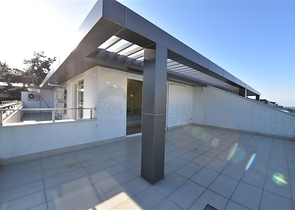 دوبلكس 3 غرف وصالة -ضمن مجمع سكني حديث - في كاستل / الانيا 