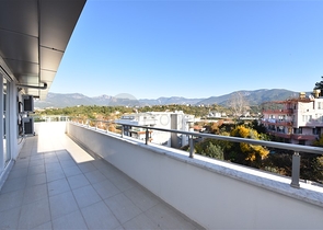 دوبلكس 3 غرف وصالة -ضمن مجمع سكني حديث - في كاستل / الانيا 