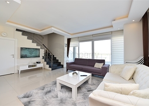 دوبلكس 3 غرف وصالة -ضمن مجمع سكني حديث - في كاستل / الانيا 