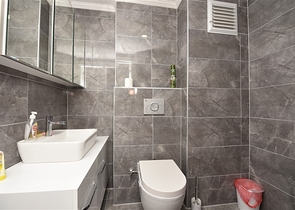 دوبلكس 3 غرف وصالة -ضمن مجمع سكني حديث - في كاستل / الانيا 