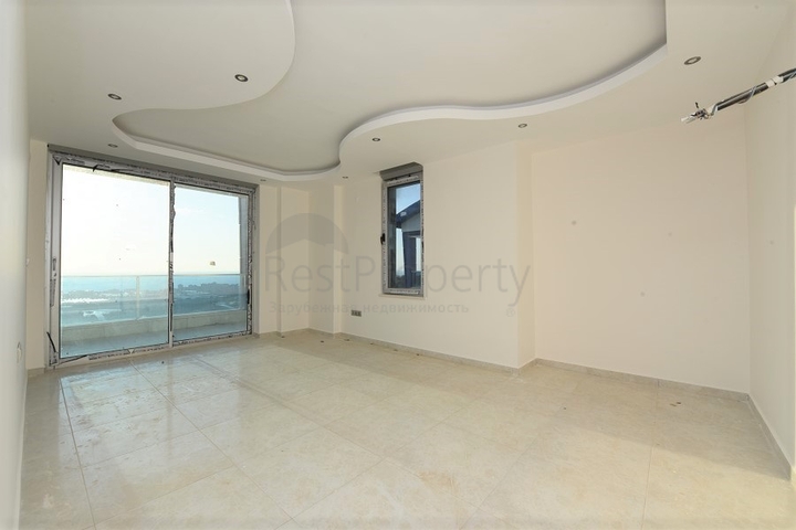 فيلا مستقلة - اطلالة بحر - مسبح خاص - في الانيا 