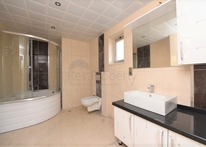 فيلا مستقلة - اطلالة بحر - مسبح خاص - في الانيا 