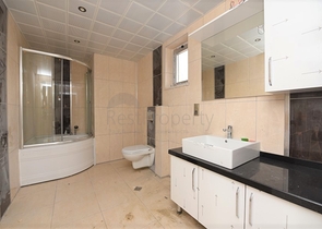 فيلا مستقلة - اطلالة بحر - مسبح خاص - في الانيا 