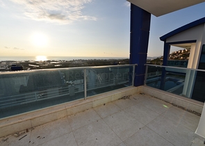 فيلا مستقلة - اطلالة بحر - مسبح خاص - في الانيا 