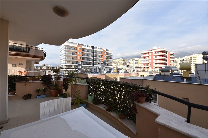 شقة غرفتين وصالة - مفروشة - ضمن منطقة حيوية في مدينة الانيا 