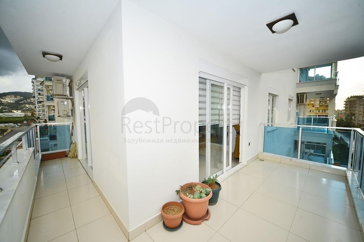 مجمع ذو خدمات متكاملة - شقة غرفة وصالة للبيع - الانيا 