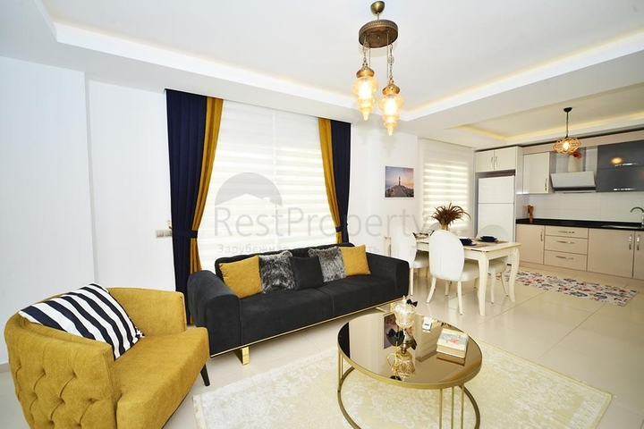 مجمع ذو خدمات متكاملة - شقة غرفة وصالة للبيع - الانيا 