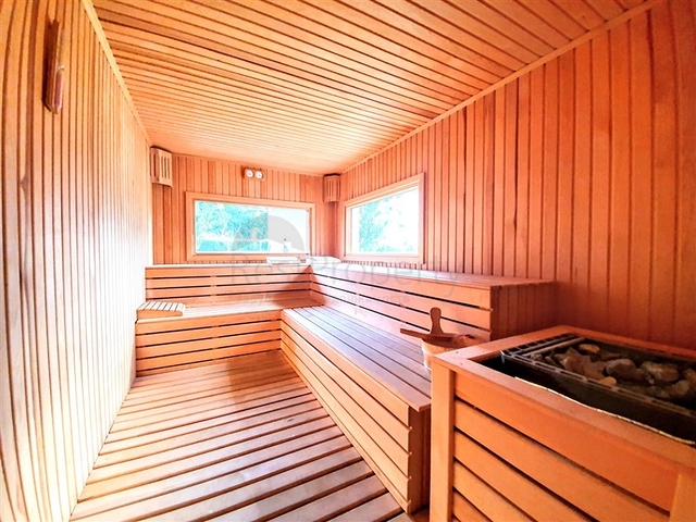 مجمع 5 نجوم - شقة غرفتين وصالة - مفروشة - في مدينة الانيا 