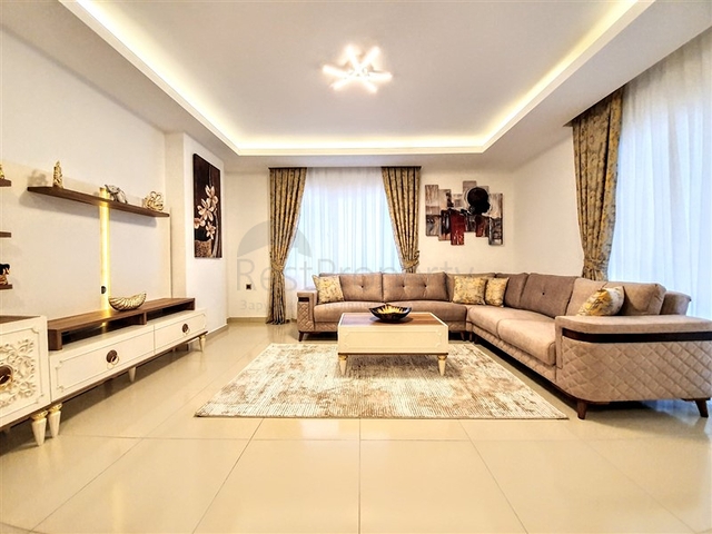 مجمع 5 نجوم - شقة غرفتين وصالة - مفروشة - في مدينة الانيا 