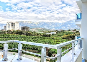 مجمع 5 نجوم - شقة غرفتين وصالة - مفروشة - في مدينة الانيا 