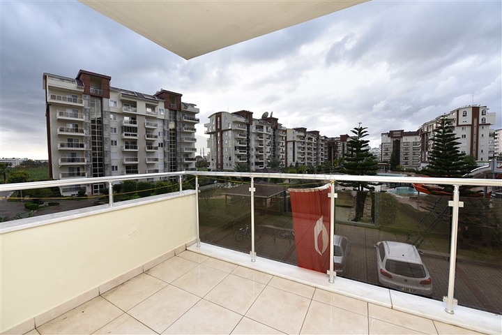 شقة عائلية واسعة - تصميم 3 غرف وصالة - مفروشة - في افسلار / الانيا 