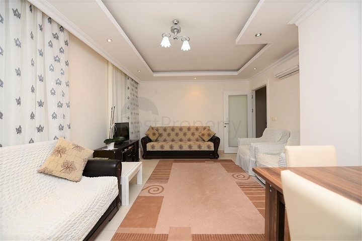 شقة عائلية واسعة - تصميم 3 غرف وصالة - مفروشة - في افسلار / الانيا 