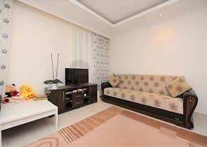 شقة عائلية واسعة - تصميم 3 غرف وصالة - مفروشة - في افسلار / الانيا 