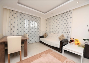 شقة عائلية واسعة - تصميم 3 غرف وصالة - مفروشة - في افسلار / الانيا 