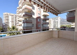 شقة غرفتين وصالة - قريبة من البحر - في مهموتلار / الانيا 