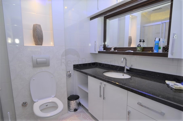 مجمع 5 نجوم - شقة مفروشة فاخرة - قريبة من البحر - في مهموتلار / الانيا 