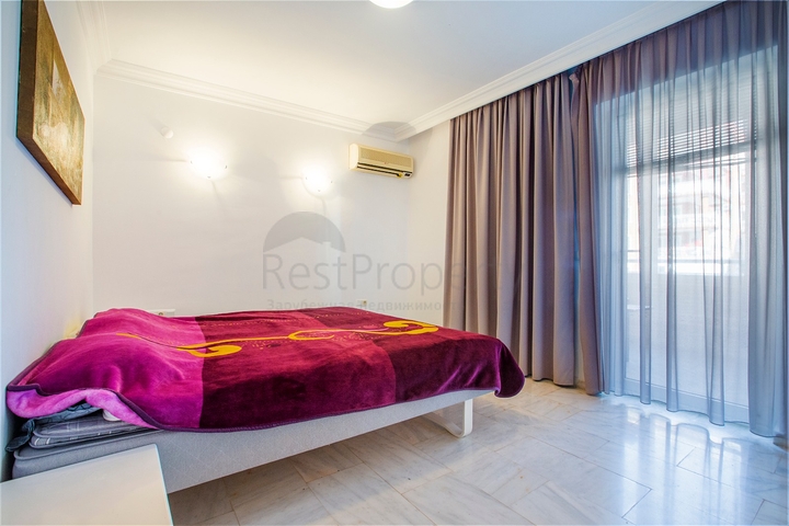 من افضل العروض ! شقة واسعة فاخرة - اطلالة مميزة -ضمن منطقة توسمور / الانيا 