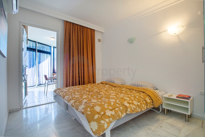 من افضل العروض ! شقة واسعة فاخرة - اطلالة مميزة -ضمن منطقة توسمور / الانيا 