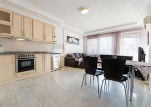 من افضل العروض ! شقة واسعة فاخرة - اطلالة مميزة -ضمن منطقة توسمور / الانيا 