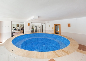 من افضل العروض ! شقة واسعة فاخرة - اطلالة مميزة -ضمن منطقة توسمور / الانيا 