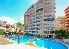 من افضل العروض ! شقة واسعة فاخرة - اطلالة مميزة -ضمن منطقة توسمور / الانيا 