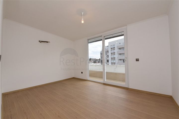 بسعر منافس جدا ! - دوبلكس 4 غرف وصالة - في منطقة توسمور / الانيا