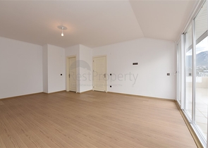 بسعر منافس جدا ! - دوبلكس 4 غرف وصالة - في منطقة توسمور / الانيا