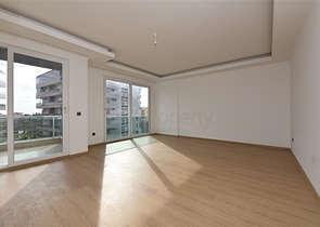 بسعر منافس جدا ! - دوبلكس 4 غرف وصالة - في منطقة توسمور / الانيا