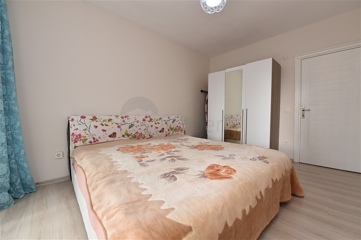 سعر منافس - شقة 2 غرفة وصالة مع الاثاث - في مهموتلار / الانيا 