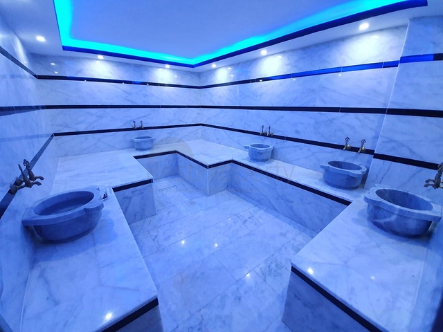 شقة مفروشة - ضمن مجمع سكني حديث - في مهموتلار / الانيا 