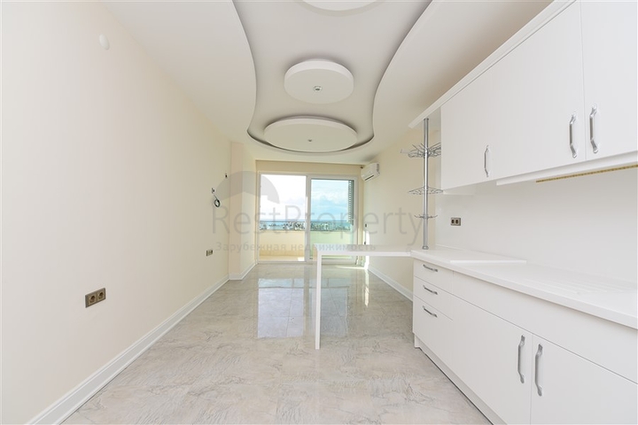 اطلالة بحرية - شقة غرفة وصالة - مجمع ذو خدمات متكاملة - في مهموتلار / الانيا 