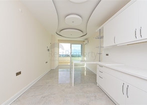 اطلالة بحرية - شقة غرفة وصالة - مجمع ذو خدمات متكاملة - في مهموتلار / الانيا 