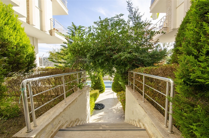 شقة بغرفة نوم واحدة مع الأثاث في كونيالتي أنطاليا