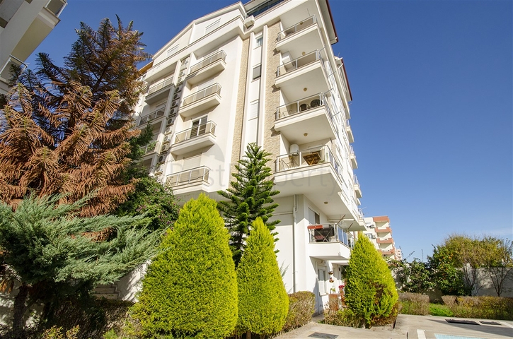 شقة بغرفة نوم واحدة مع الأثاث في كونيالتي أنطاليا