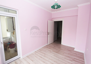 شقة واسعة 3 + 1 على مسافة قريبة من البحر في أنطاليا