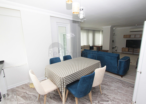 شقة واسعة 3 + 1 على مسافة قريبة من البحر في أنطاليا