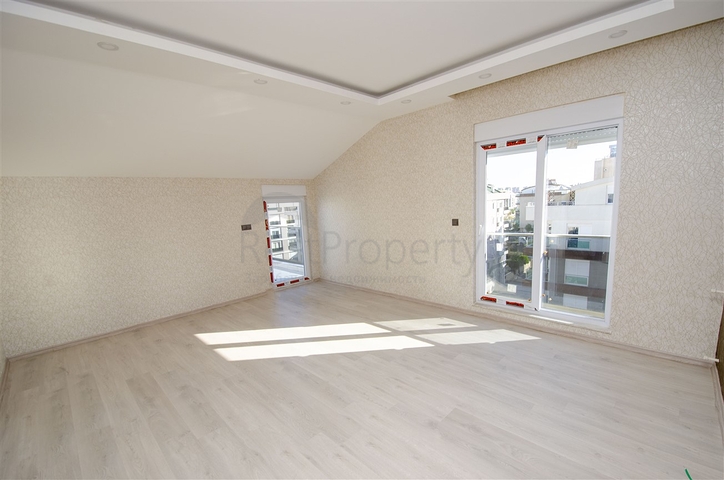 شقة  4 + 1 في مشروع جديد في كونيالتي هورما