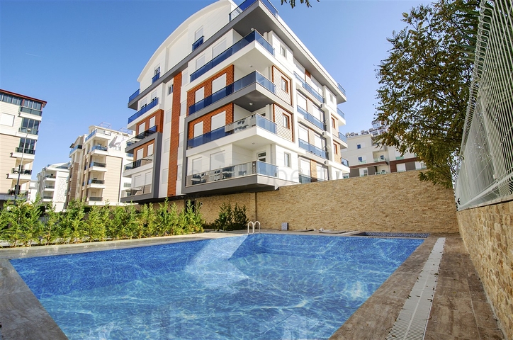 شقة  4 + 1 في مشروع جديد في كونيالتي هورما