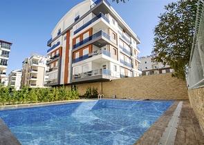 شقة  4 + 1 في مشروع جديد في كونيالتي هورما