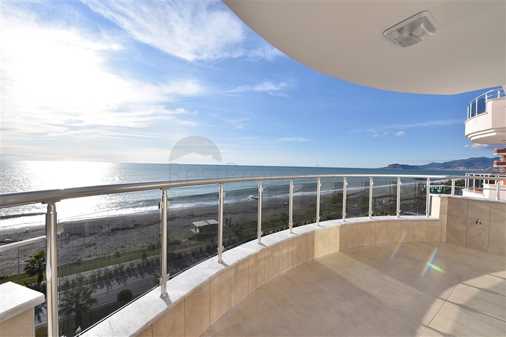 اطلالة بحرية - شقة غرفتين وصالة - ضمن مجمع اول صف على البحر - في مهموتلار / الانيا 