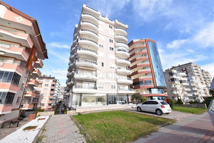 اطلالة بحرية - شقة غرفتين وصالة - ضمن مجمع اول صف على البحر - في مهموتلار / الانيا 