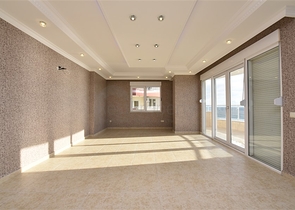 اطلالة بحرية - شقة غرفتين وصالة - ضمن مجمع اول صف على البحر - في مهموتلار / الانيا 